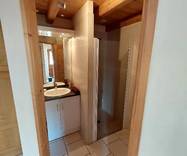 艾奎瓦尔农家乐 *